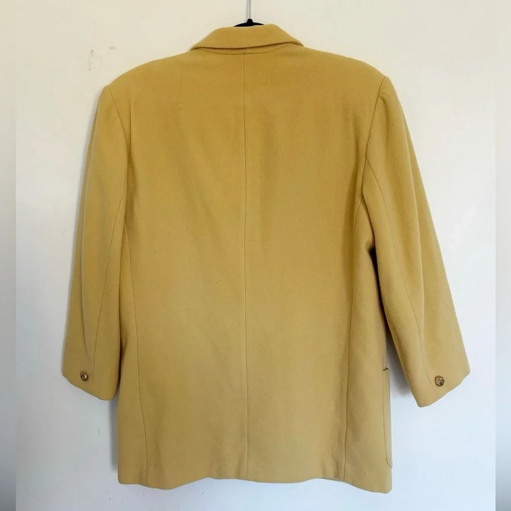 Vintage wool buttercream blazer - Picture 7 of 9